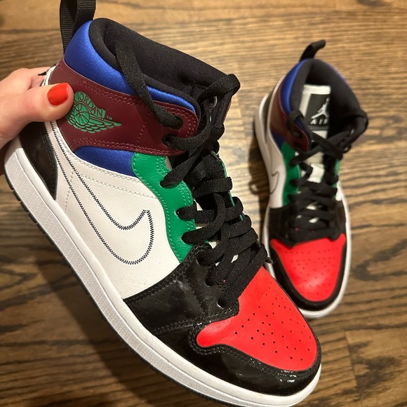 Nike Dunks Multi-color size women’s 8 sneakers - Picture 3 of 4